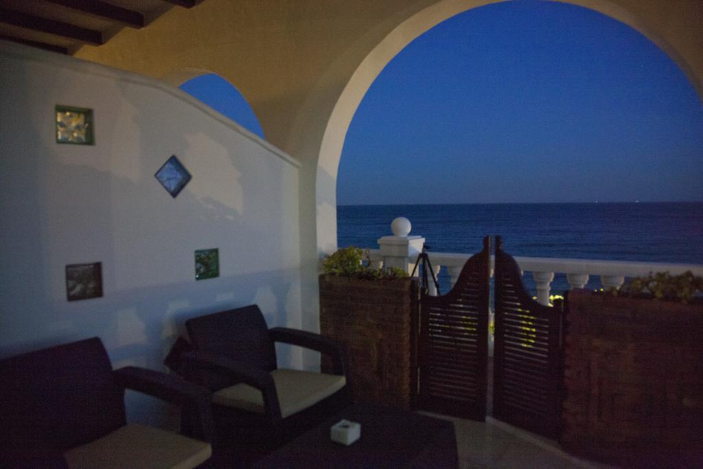 Hostal Mar De Frente Los Canos De Meca Zimmer foto
